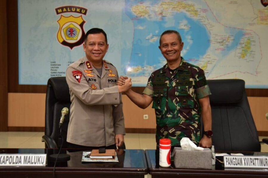 Kapolda dan Pangdam Pattimura Gelar Rapat Bersama
