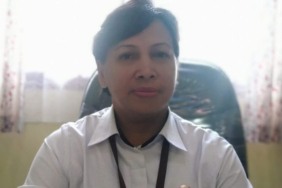Kepsek SMP Negeri 19 Kota Ambon Novi Gaspersz