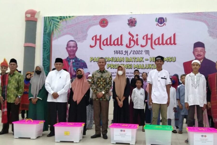 Pangdam XVI Pattimura Bersama Keluarga Pardamuan Batak Maluku