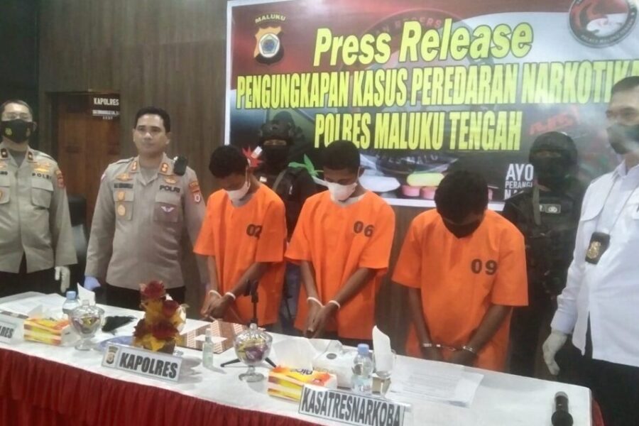 Tiga Tersangka Kasus Narkoba Yang Ditahan Polres Malteng