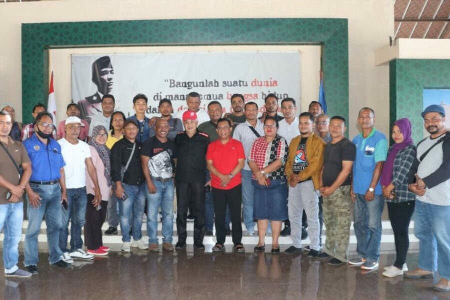 Silaturahmi Bersama Pj Bupati Malteng Muhamat Marasabessy, Dengan Jurnalis Di Malteng