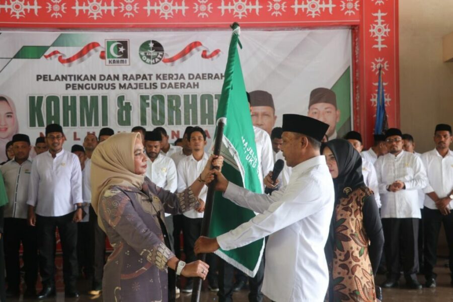 Pengurus KAHMI Maluku Tengah Periode 2022-2027 Dilantik Dan Dikukuhkan Oleh Koordinator Presidium Majelis KAHMI Maluku (1)