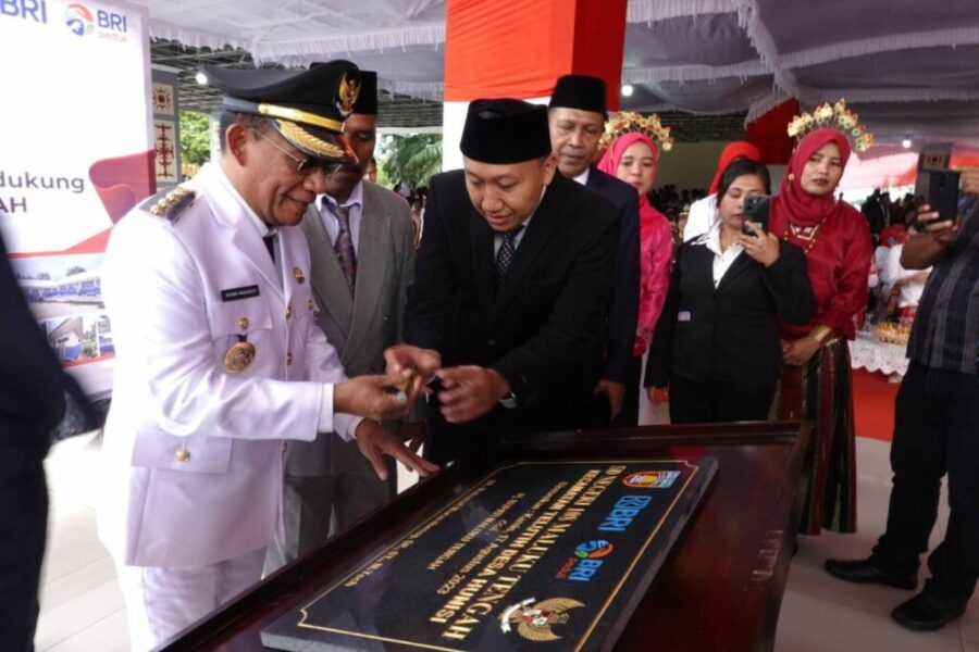 Penandatanganan Prasasti
