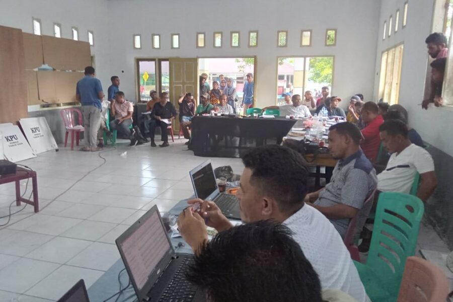 Rapat Pleno PPK Tehoru