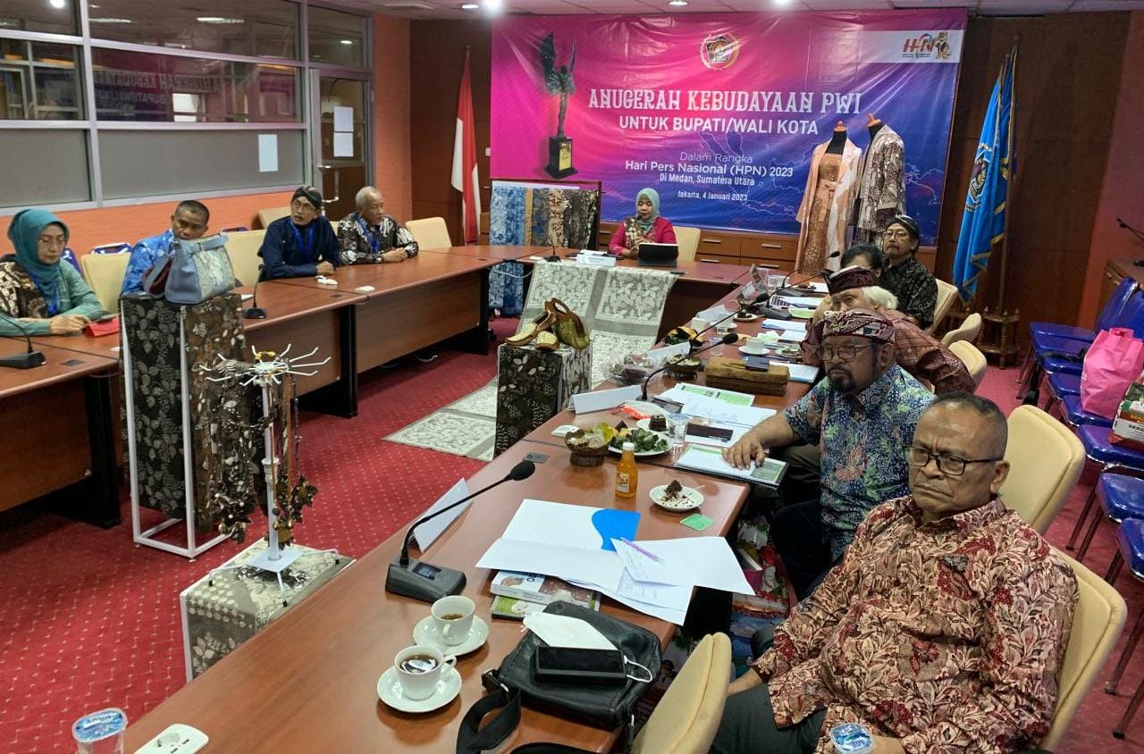 Suasana Penilaian Tahap Paparan AK-PWI Pusat Pada HPN Tahun Sebelumnya Suasana Penilaian Tahap Paparan AK-PWI Pusat Pada HPN Tahun Sebelumnya